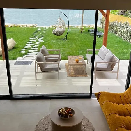 别墅 Seascape House Corfu 莱夫基米